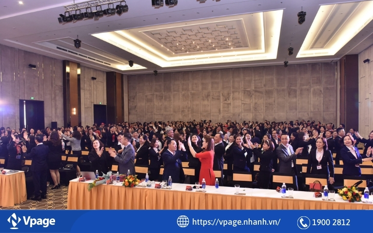 Tổ chức hội nghị khách hàng