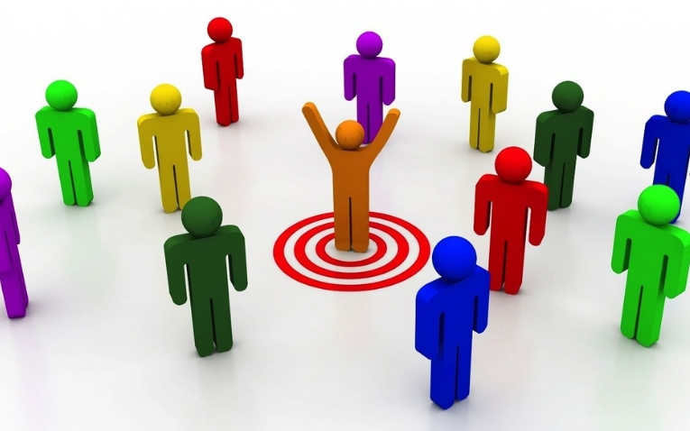 Thu hút khách hàng mục tiêu